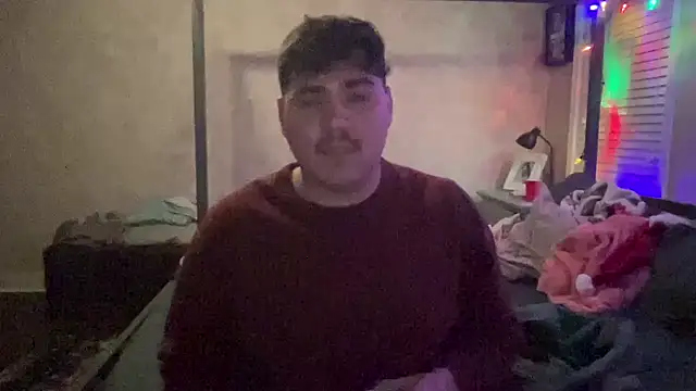 Snapshot of wesandemma chatting on December 9, 3:40 am wesandemma online show from December 9, 3:40 am