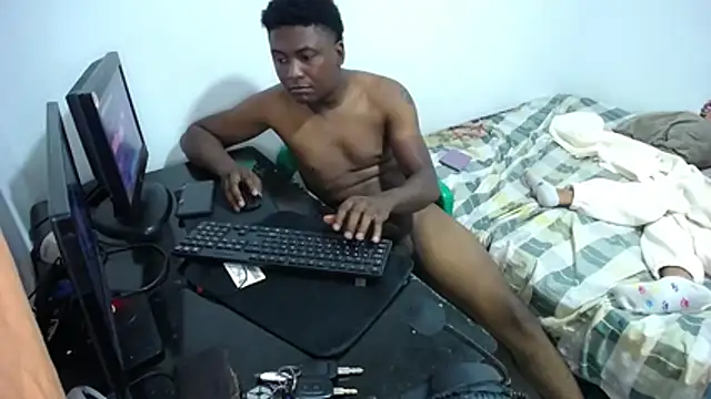 Snapshot of fabitokr chatting on November 18, 8:35 pm fabitokr online show from November 18, 8:35 pm