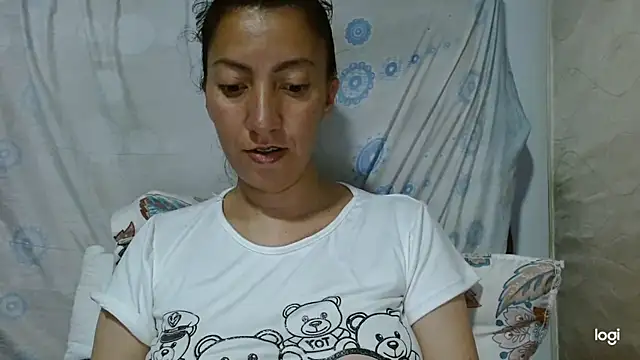 Snapshot of kaybabyhot chatting on September 29, 3:11 am kaybabyhot online show from September 29, 3:11 am