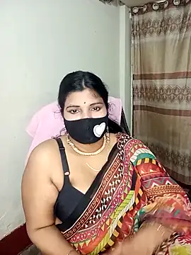 Hot-Angel  online show from February 26, 11:15 pm