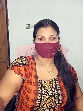 Hot-Angel  online show from October 31, 3:35 pm