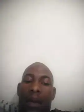 Snapshot of zuludog chatting on June 29, 3:24 am zuludog online show from June 29, 3:24 am