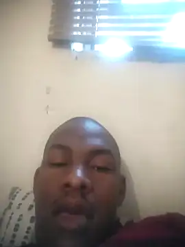 Snapshot of zuludog chatting on July 12, 6:04 am zuludog online show from July 12, 6:04 am