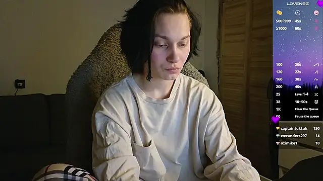 Snapshot of esajukyy chatting on March 2, 4:36 pm esajukyy online show from March 2, 4:36 pm