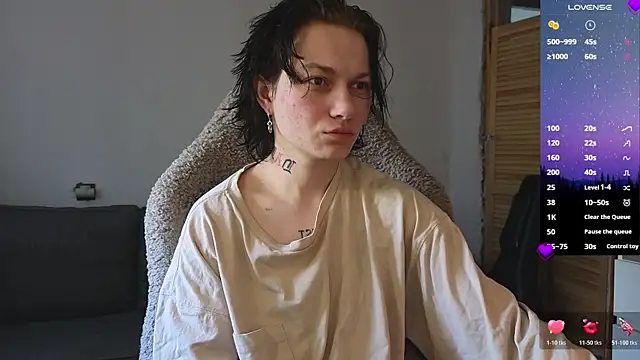 esajukyy online show from April 14, 4:18 am