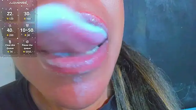 KamariaFyre online show from November 21, 3:49 am