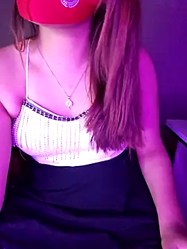 Olivia3 online show from February 7, 10:52 pm