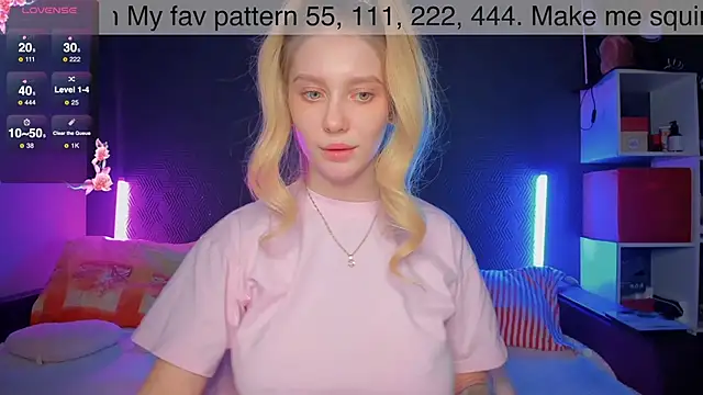 AliceMilman online show from March 4, 5:56 pm