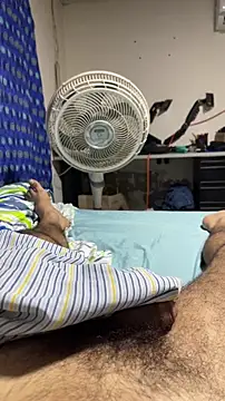 Snapshot of BEN_BLAZE chatting on November 18, 8:57 pm BEN BLAZE online show from November 18, 8:57 pm