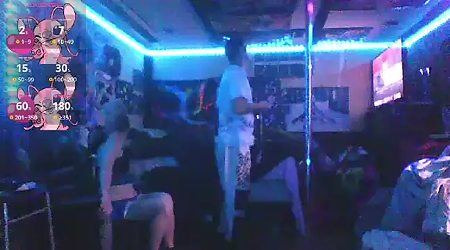 Stonermama666420 online show from December 31, 5:11 am