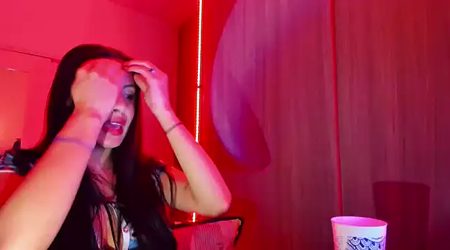 Snapshot of bunny_1922 chatting on January 12, 4:42 am bunny 1922 online show from January 12, 4:42 am