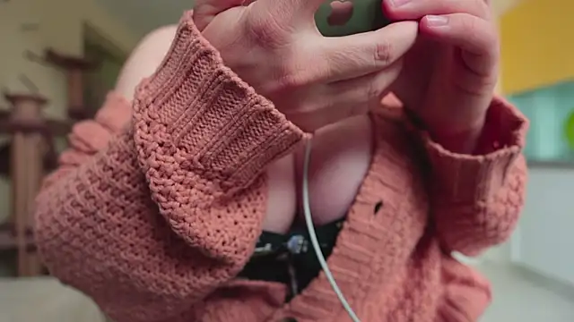 MissFreyaX online show from February 20, 8:16 am