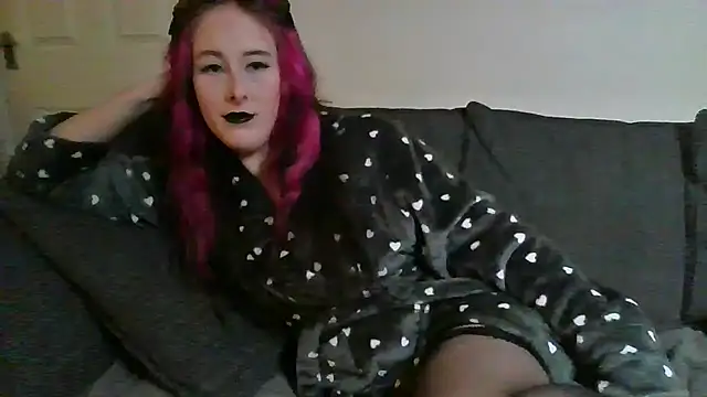 lunabellex online show from January 3, 6:46 pm