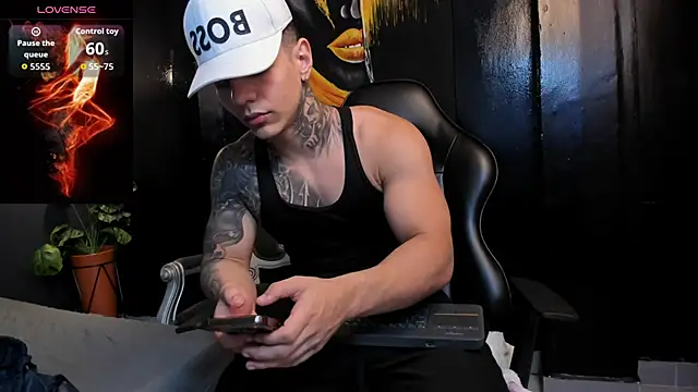 Flynn Riider online show from November 21, 5:22 pm