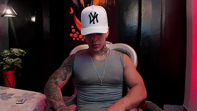 Flynn Riider online show from March 23, 5:28 pm