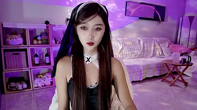 pinnnnnnk online show from December 27, 12:45 pm