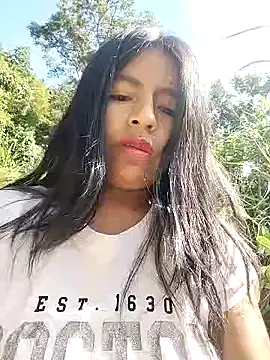 Snapshot of Danna-linyi chatting on March 9, 8:10 pm Danna-linyi online show from March 9, 8:10 pm