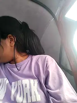 Snapshot of Danna-linyi chatting on March 20, 7:57 pm Danna-linyi online show from March 20, 7:57 pm