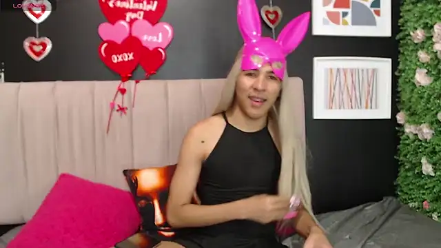  Natassia Dreams online show from February 21, 8:27 pm