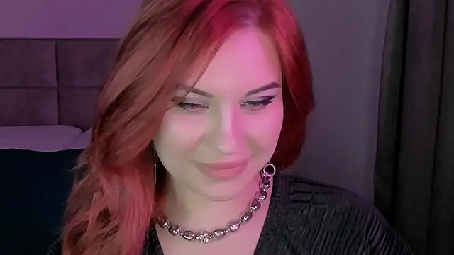 Snapshot of evaharve chatting on May 2, 6:35 pm evaharve online show from May 2, 6:35 pm