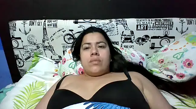 kivylovehot online show from January 16, 1:37 am