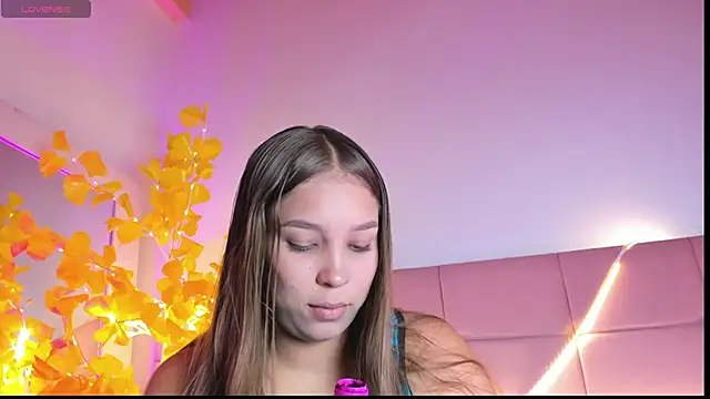 HaleyAmaya online show from April 20, 10:55 pm
