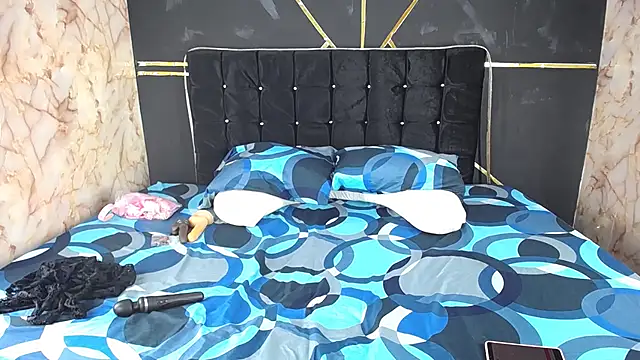 Snapshot of AmandaRobers chatting on January 12, 8:36 pm AmandaRobers online show from January 12, 8:36 pm