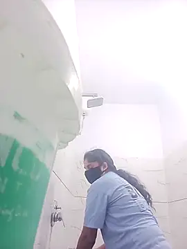 Cute-Aadhvita online show from March 27, 11:54 am