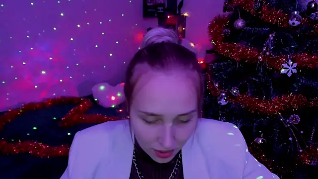 LinaTruly online show from January 2, 11:27 pm