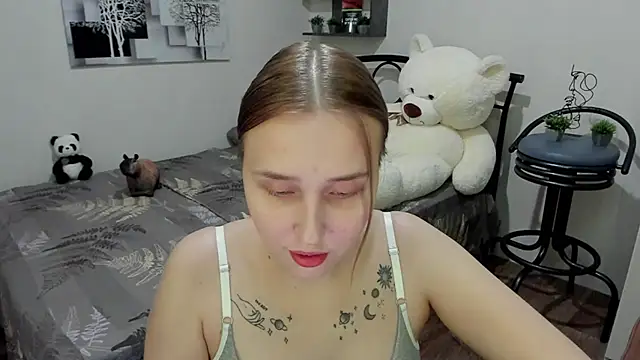 LinaTruly online show from March 17, 9:23 pm