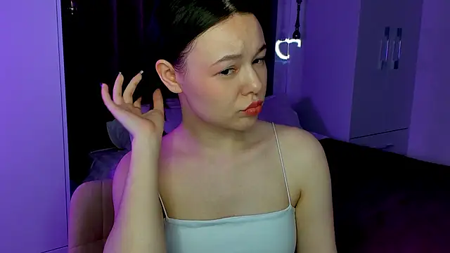 Snapshot of LovelyJane chatting on February 5, 11:02 am LovelyJane online show from February 5, 11:02 am