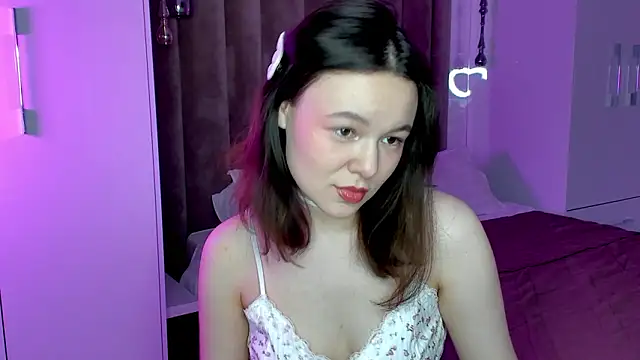 Snapshot of LovelyJane chatting on February 14, 11:10 am LovelyJane online show from February 14, 11:10 am