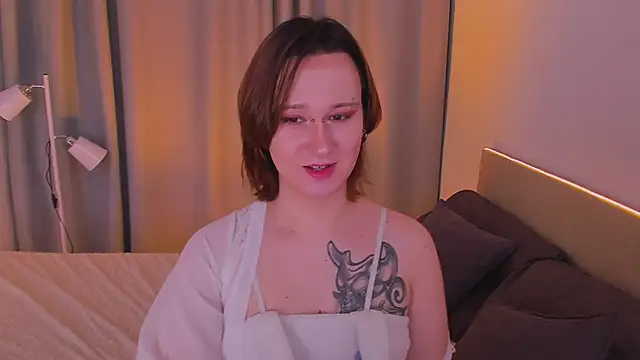Nicole Cidman online show from January 30, 2:04 pm