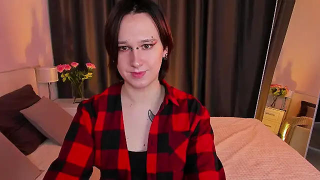 Nicole Cidman online show from March 11, 5:46 pm