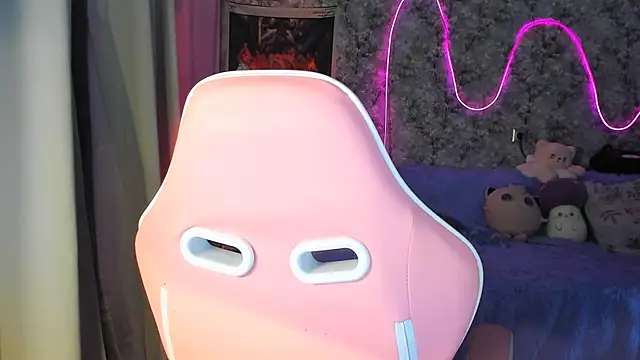 Inma Lewdness online show from February 19, 9:14 pm