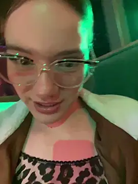 NicoleCut online show from October 19, 11:38 pm