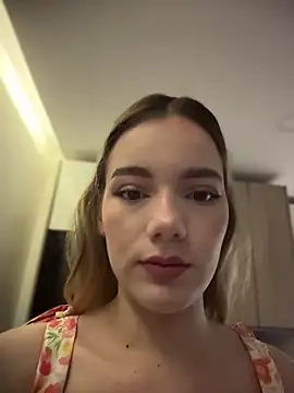 NicoleCut online show from July 12, 9:22 am