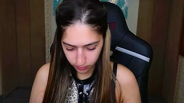 Teresa Stane online show from November 14, 5:17 am