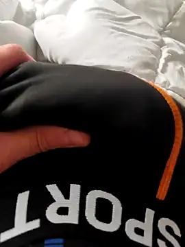 ariel-rick online show from December 24, 9:17 am