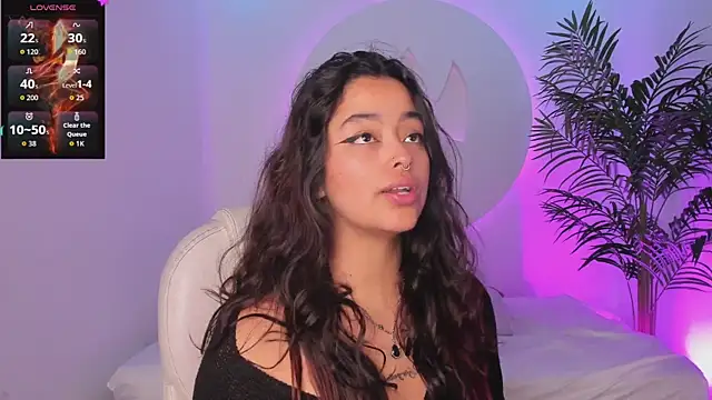 Ariana Pierce online show from November 9, 12:36 pm