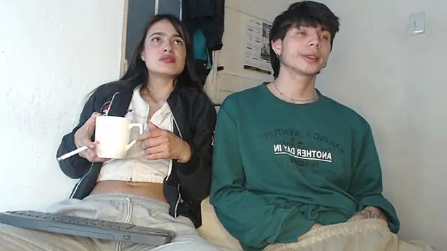 pervertsteens3 online show from October 24, 5:04 am