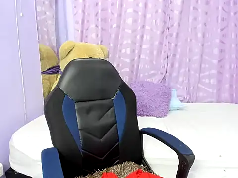 ximena bunny online show from January 7, 7:06 pm