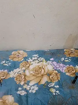 Snapshot of Linda-53 chatting on February 12, 10:26 pm Linda-53 online show from February 12, 10:26 pm