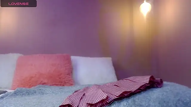 cami fire online show from February 3, 7:31 pm