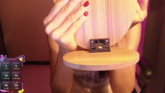 Lia madame online show from March 4, 8:53 am