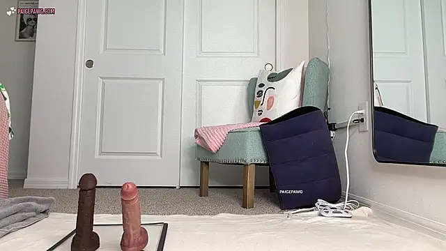 Snapshot of PaigePawg chatting on March 19, 2:21 pm PaigePawg online show from March 19, 2:21 pm