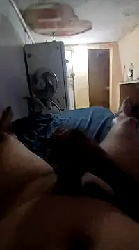 Snapshot of frotasso chatting on January 12, 4:31 am frotasso online show from January 12, 4:31 am