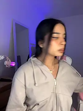 Snapshot of Emily-14 chatting on September 16, 2:23 am Emily-14 online show from September 16, 2:23 am