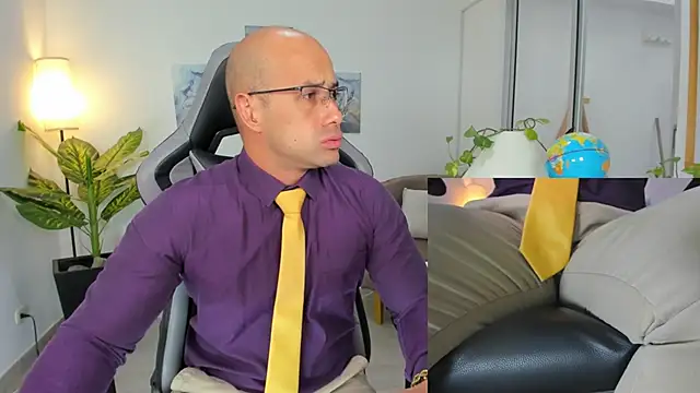 ryan master  online show from December 24, 1:17 pm