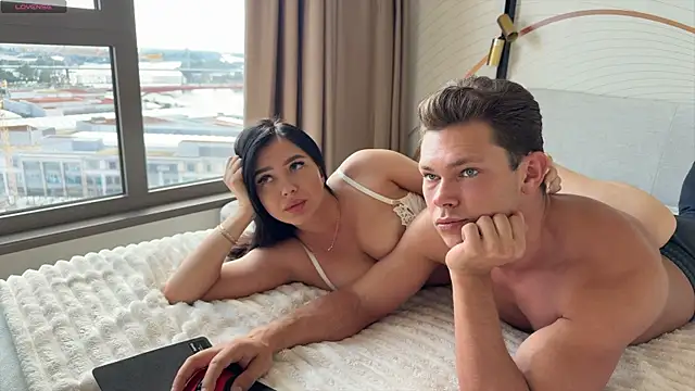 BestModelsDuo online show from June 18, 2:21 pm